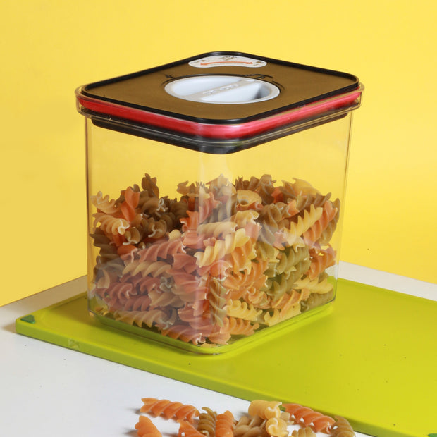 Smart Seal Stackable Kitchen Storage Container 1.7 Litre Twist Lock Black Lid Now & Zen