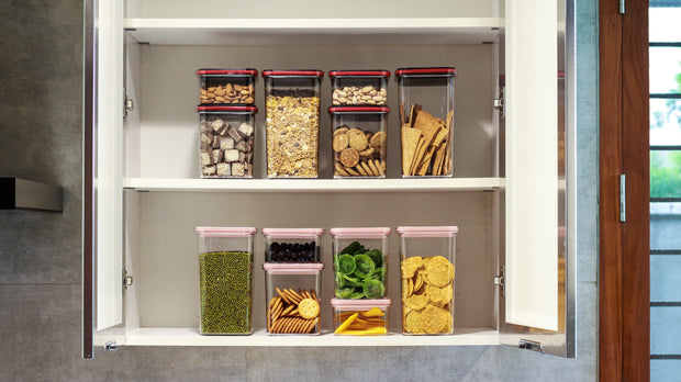 SMART SEAL Twist-Lock Kitchen Food Storage Container - 2.1 Litre (Pink, Square)